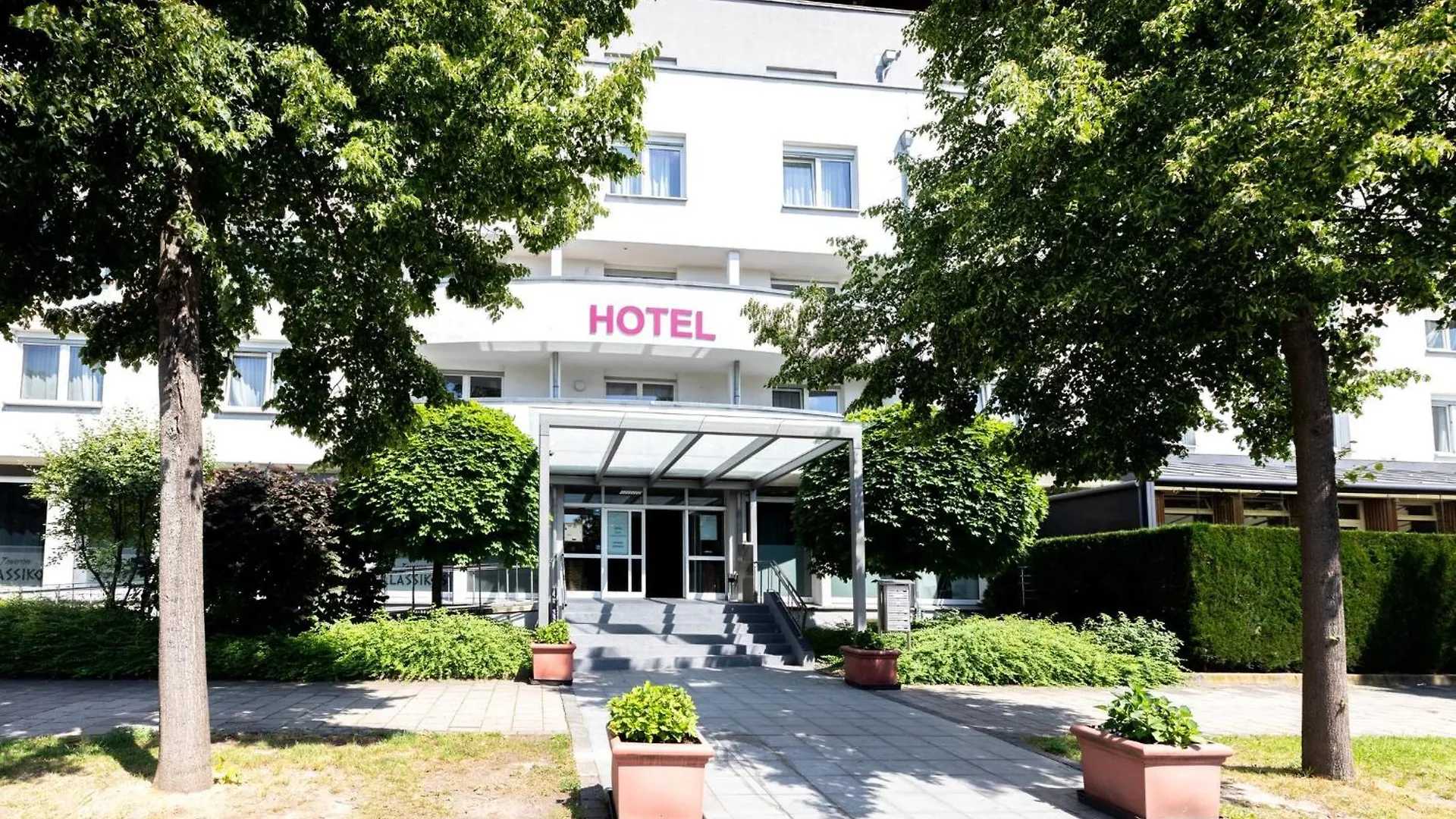 Novum Hotel Aviva Leipzig Neue Messe 4*,