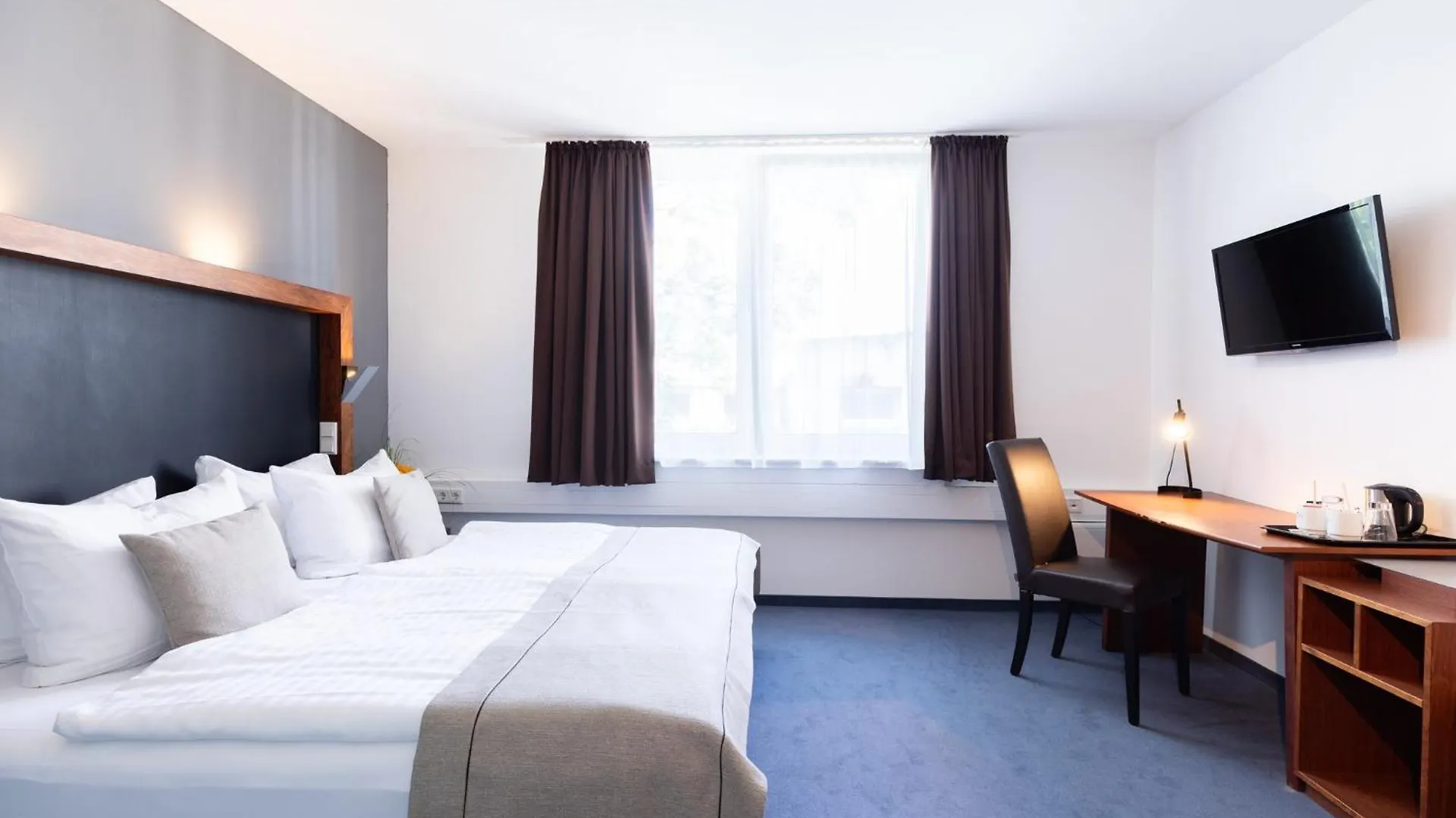 ****  Hotel Aviva Leipzig Germany